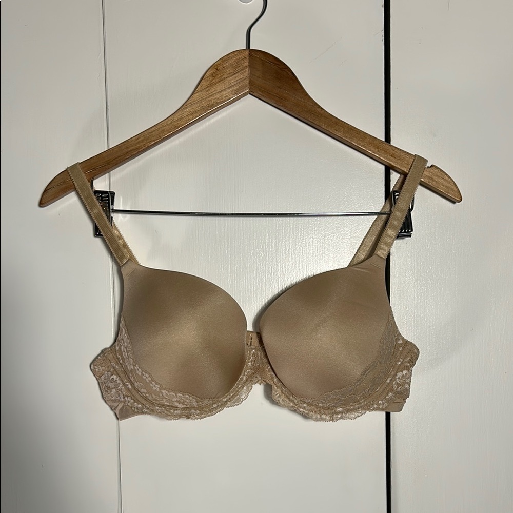 Lily of France Tan Push Up Bra